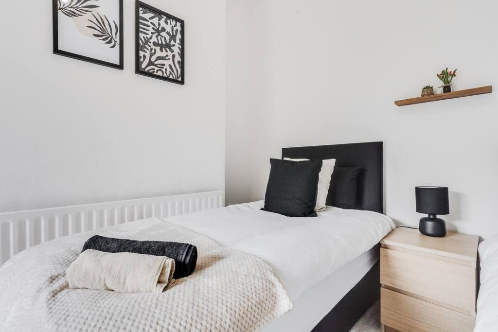 Liverpool 3 Bed House Ngoại thất bức ảnh